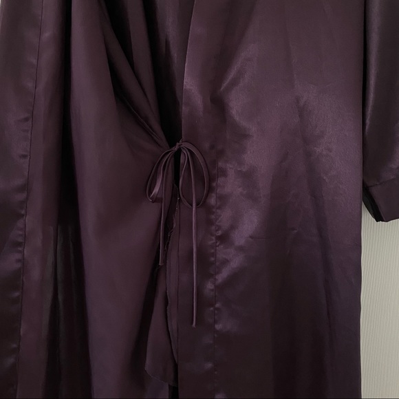 Vintage Silk and Satin 2pc Set - Picture 2 of 8